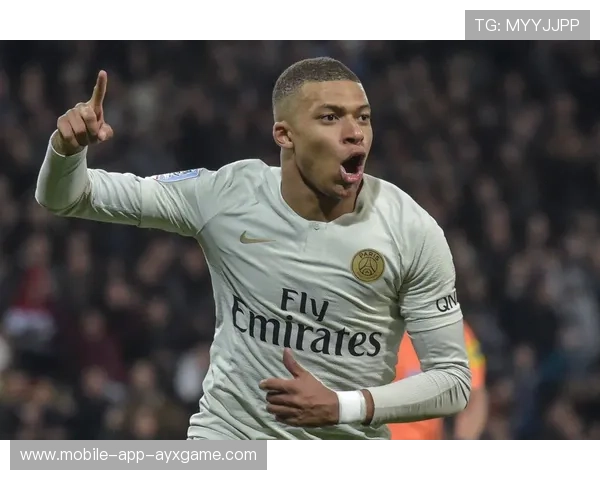 巴黎前场三人组再度合体,姆巴佩闪击打开胜利之门 巴黎前场三人组再度合体,姆巴佩闪击打开胜利之门