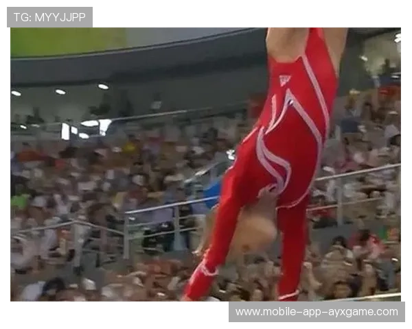 体操运动员空翻高度极高