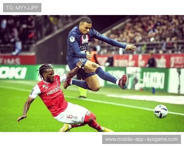 巴黎圣日耳曼三球逆转,姆巴佩怒吼全场