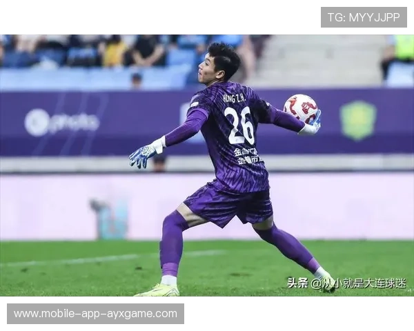 大连英博王禹前场抢断反击得分 大连英博王禹前场抢断反击得分